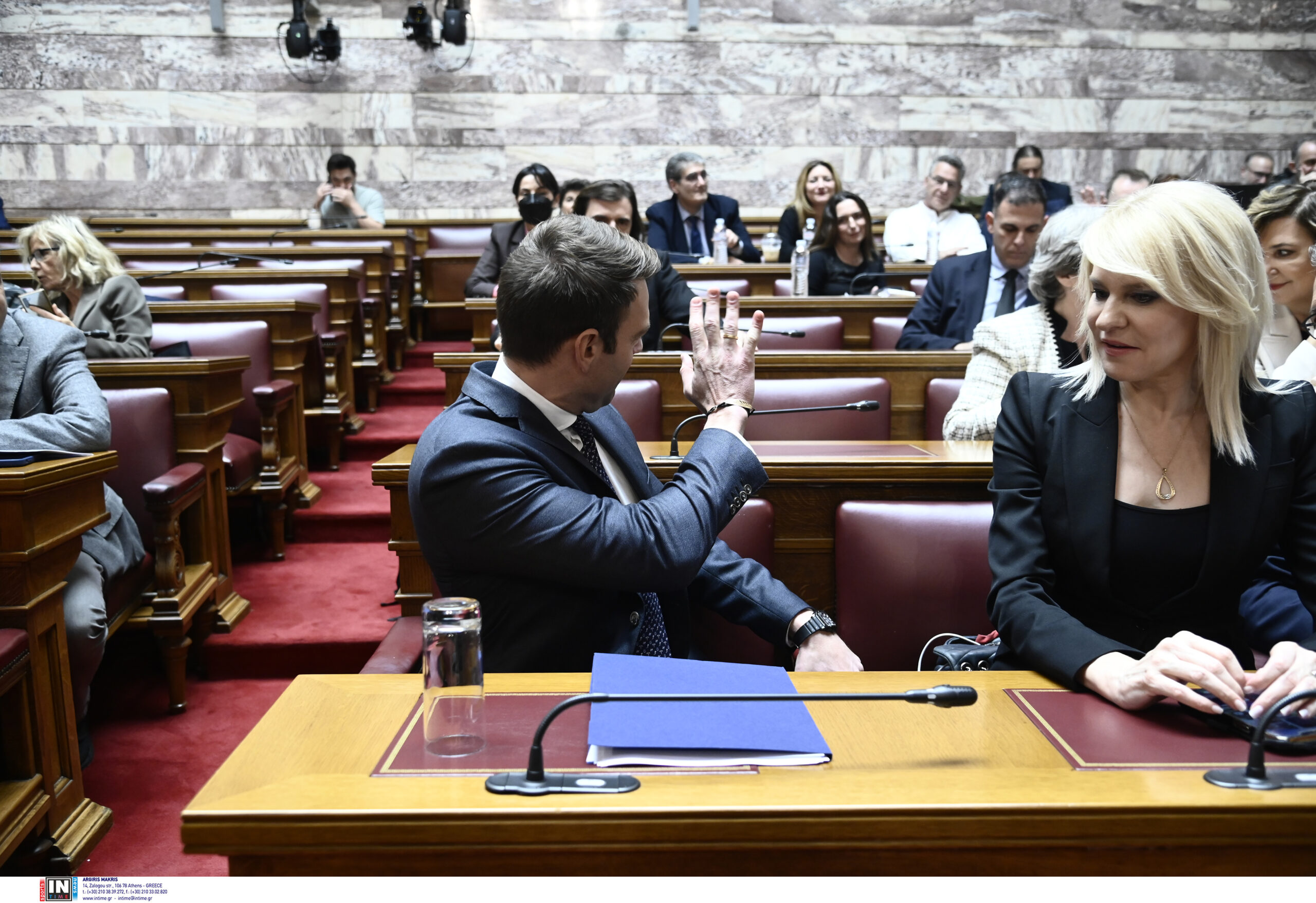 Παιχνίδι ισορροπιών στον ΣΥΡΙΖΑ και αποχωρήσεις σε δόσεις – Ντόμινο εξελίξεων και νέα γεωγραφία στη Βουλή