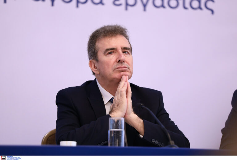 Μ. Χρυσοχοΐδης: Αυστηροποιείται η νομοθεσία για οπλοκατοχή