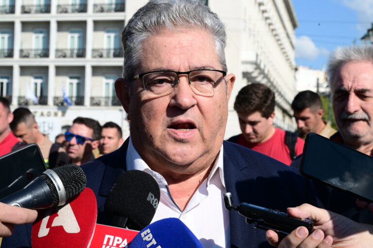 Παρέμβαση Κουτσούμπα σε Χρυσοχοΐδη για την απελευθέρωση των συλληφθέντων — «Μονιμοποίηση τώρα όλων των εποχικών πυροσβεστών διότι καλύπτουν πάγιες και διαρκείς ανάγκες 365 μέρες τον χρόνο»