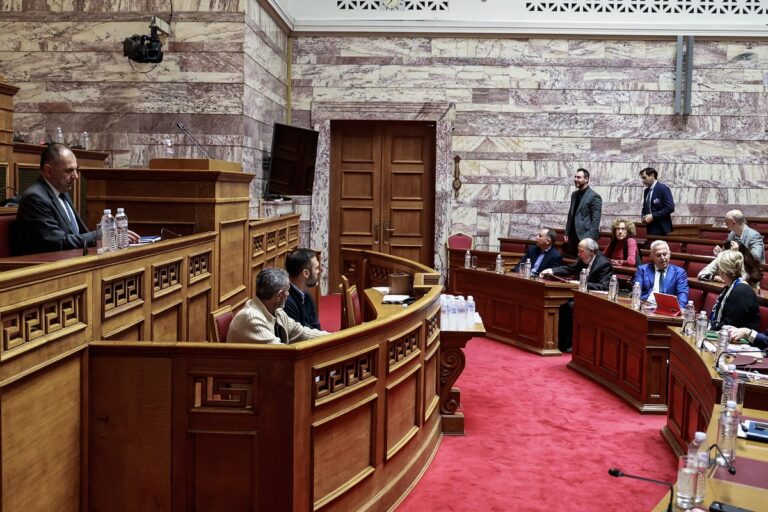 Ενημέρωση της επιτροπής Εξωτερικών και Άμυνας από τον Γ. Γεραπετρίτη για τα ελληνοτουρκικά – Στις Βρυξέλλες το επόμενο ραντεβού με Φιντάν