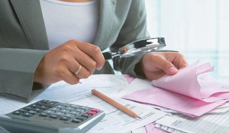 Εκπρόσωπος υπ. Οικονομικών: Το 60% των πολιτών θέλει τα έσοδα από την φοροδιαφυγή να διατεθούν για την Υγεία και την Παιδεία