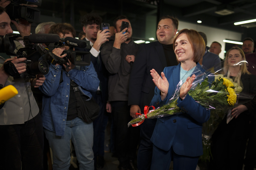 Προεδρικές εκλογές – Μολδαβία: Η Ούρσουλα  φον ντερ Λάιεν και ο Εμανουέλ Μακρόν χαιρετίζουν τη νίκη της προέδρου Σάντου