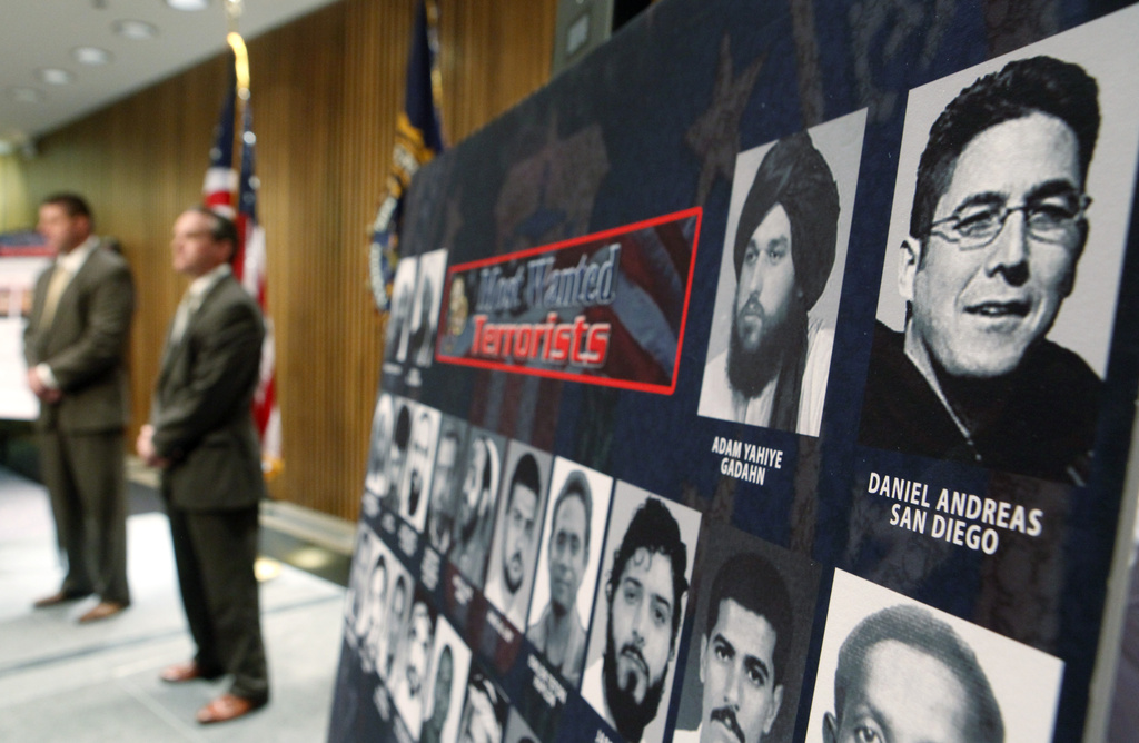 FBI: Συνελήφθη στη Βρετανία ένας από τους πλέον καταζητούμενους τρομοκράτες στις ΗΠΑ