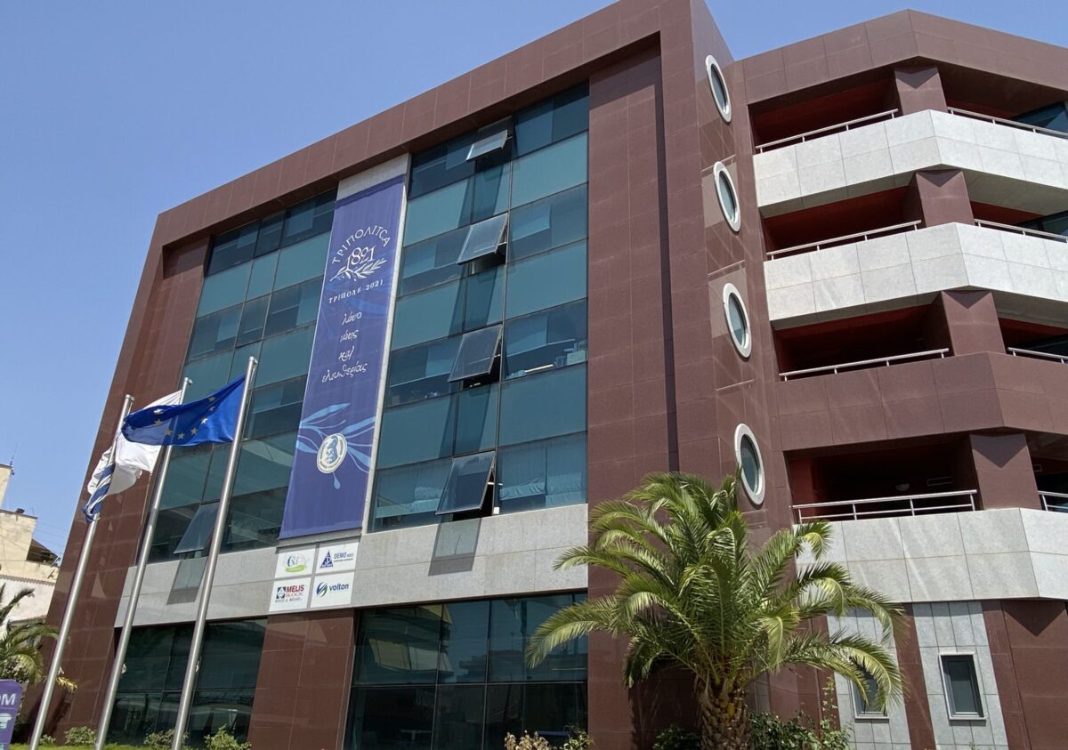Για μικρή αύξηση των δημοτικών τελών έκανε λόγο ο δήμαρχος Τρίπολης Κώστας Τζιούμης