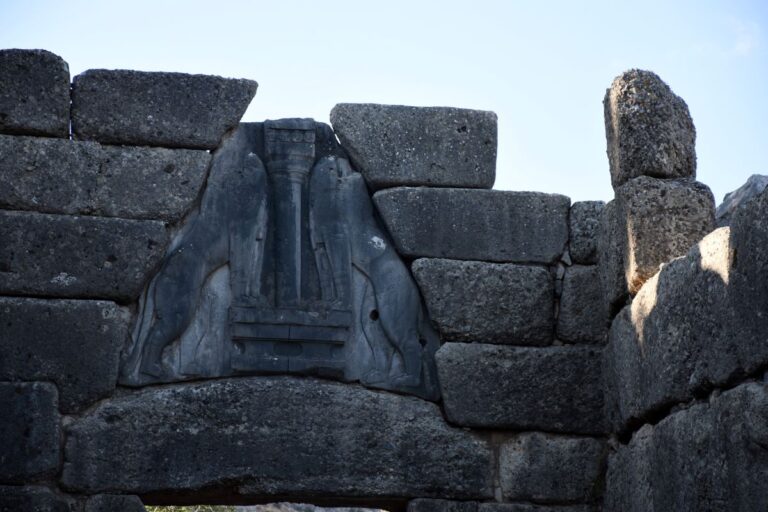 Κορινθία: Πεζοπορία στο μυκηναϊκό τοπίο με τον ΕΟΣ