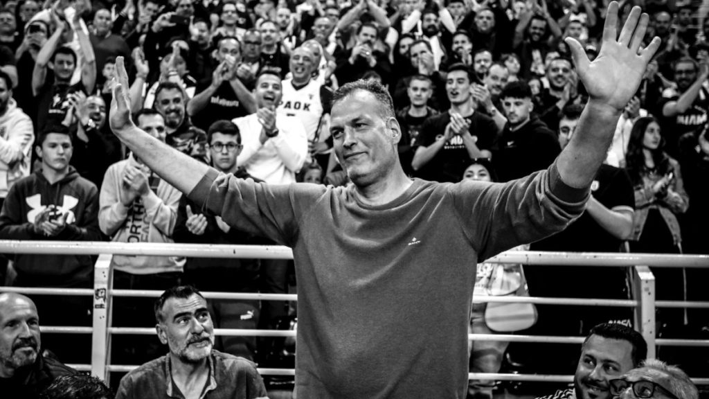 Ο ΠΑΟΚ θρηνεί τον αιφνίδιο θάνατο του Γιώργου Βαλαβανίδη