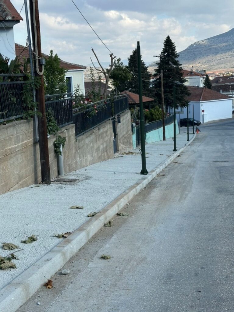 Λάρισα: Προχωράει η ανάπλαση γύρω απο τον Πύργο Καραμίχου στα Φάρσαλα