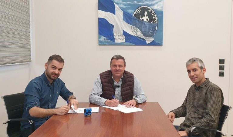 Εργολαβική σύμβαση για τον φωτοβολταϊκό σταθμό του δήμου Βόρειας Κυνουρίας