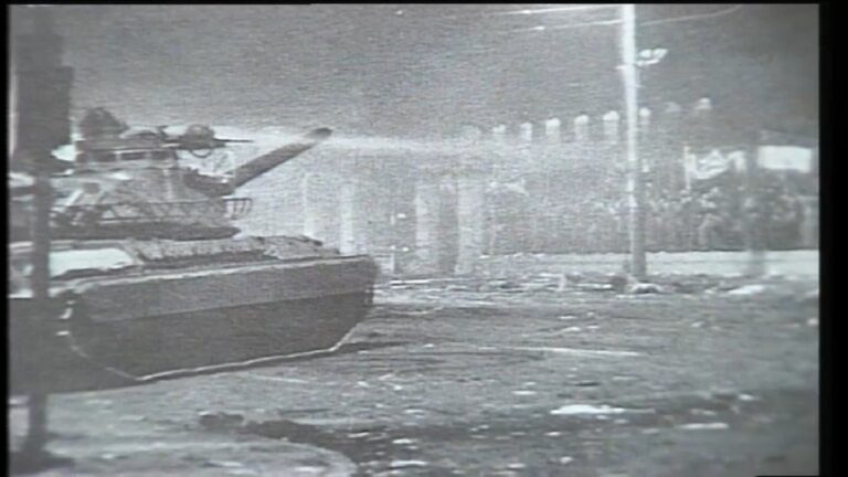 Η εξέγερση του Πολυτεχνείου-17 Νοεμβρίου 1973 (video)
