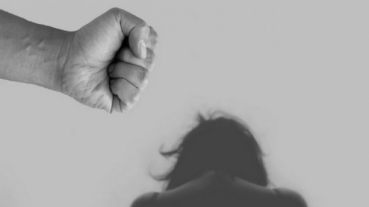 Bόλος: Χτύπησε την κόρη του και τον αστυνομικό που πήγε να τον συλλάβει