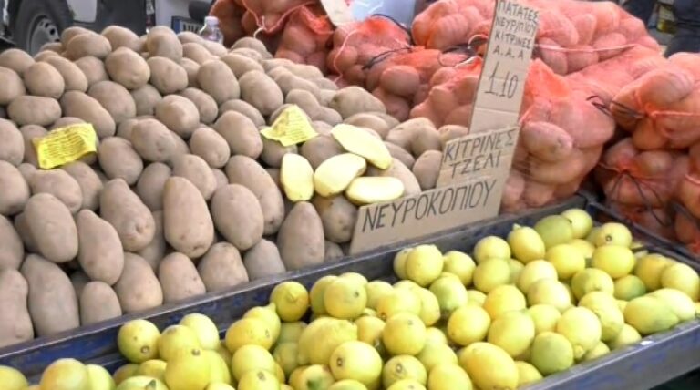 Θεσσαλονίκη: Λαϊκές αγορές και το απόγευμα- Πολλή συζήτηση χωρίς αποτέλεσμα