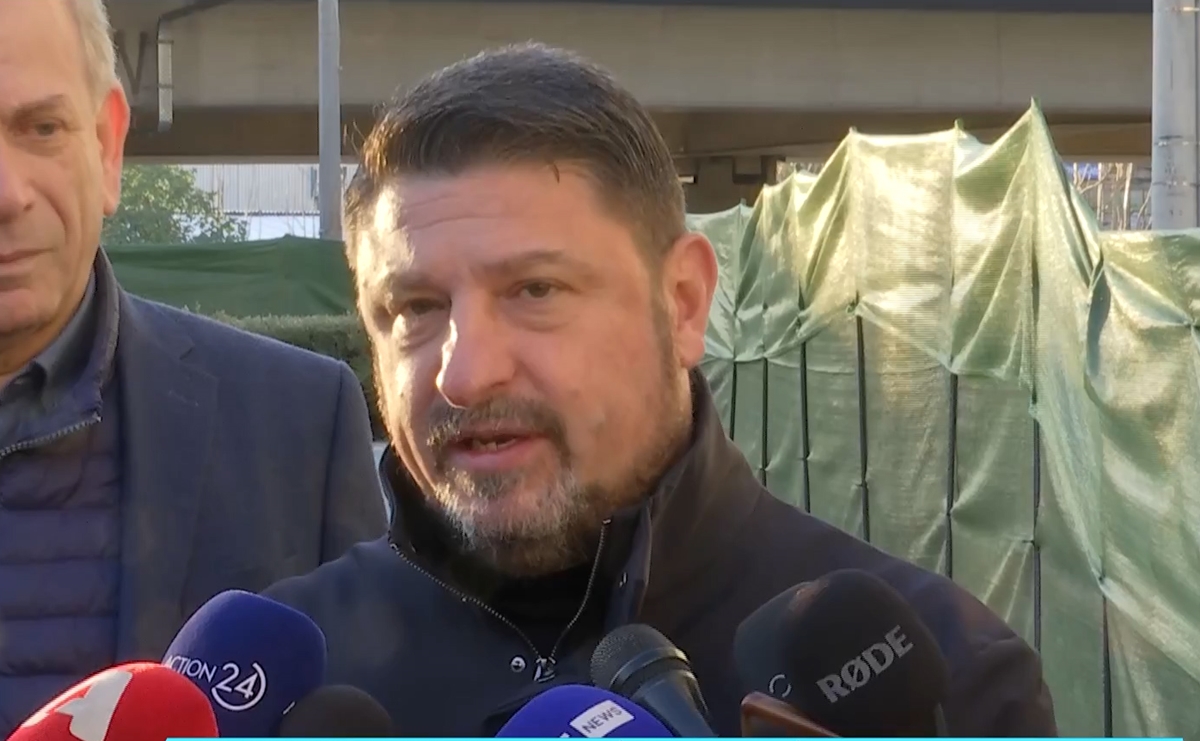Αυτοψία Χαρδαλιά στον αγωγό του Αιγάλεω στον Κηφισό: «Μας ενδιαφέρει να είναι προστατευμένοι οι κάτοικοι της Αττικής»