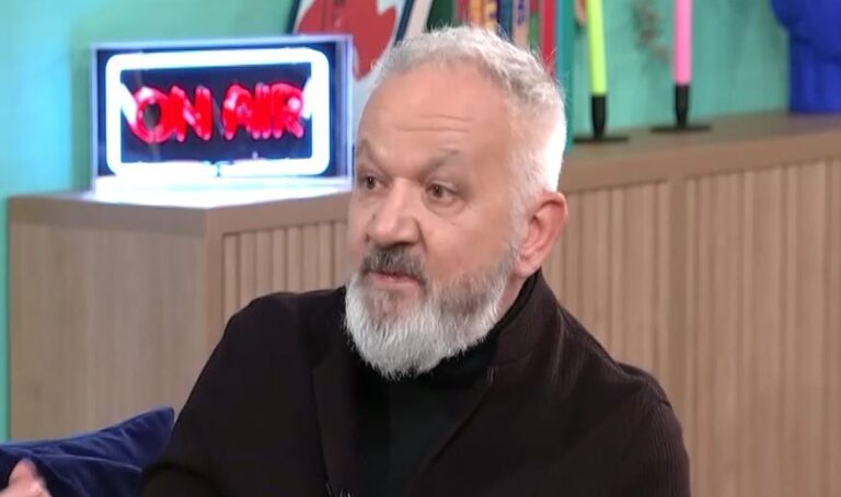 Χρ. Θηβαίος στο «Στούντιο 4»: «Ο πατέρας μου ήταν και τενόρος, έψαχνε ευκαιρία να μου πει ότι είμαι φάλτσος»