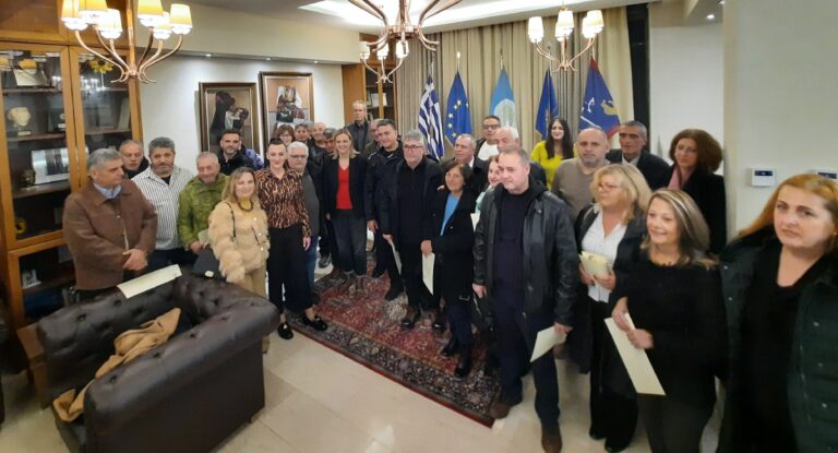 Σέρρες: Η Δήμαρχος τίμησε τους εργαζόμενους της καθαριότητας