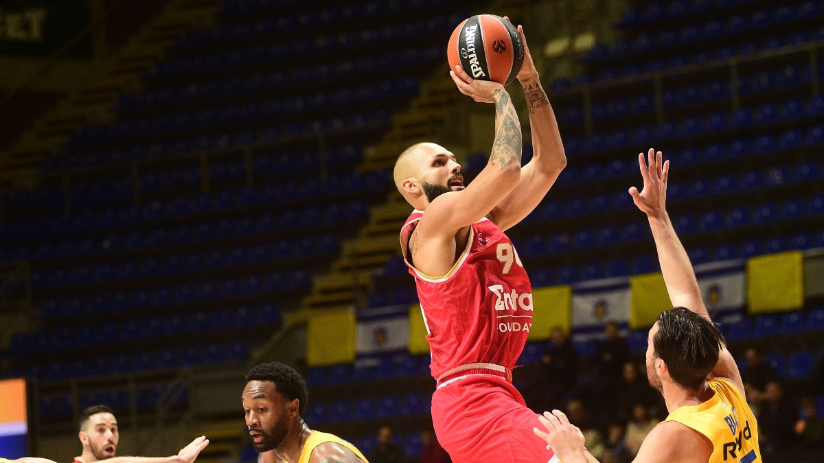 Εuroleague: Φουρνιέ και Βεζένκοφ έδειξαν τον δρόμο στον Ολυμπιακό και έδωσαν συνέχεια στο σερί, 94-91 την Μακάμπι