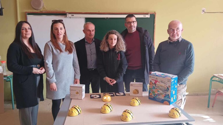 Εργαστήριο εκπαιδευτικής ρομποτικής παιδιών στο 9ο Δημοτικό και 9ο Νηπιαγωγείο Καρδίτσας