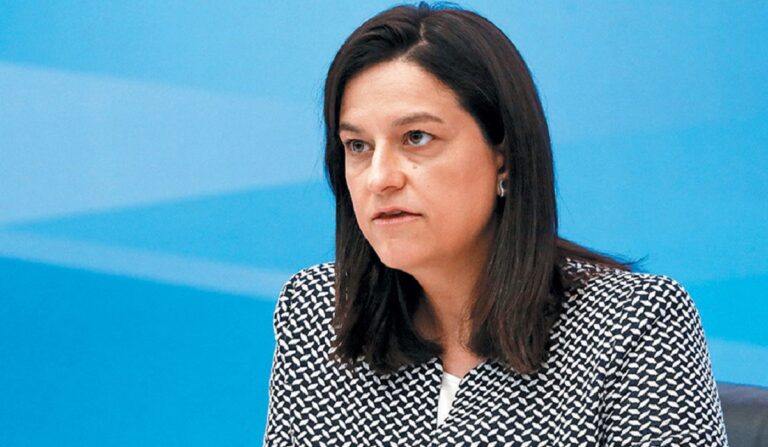 Νίκη Κεραμέως από το Κέντρο Απονομής Συντάξεων του e-ΕΦΚΑ: Επιδιώκουμε να βελτιώνουμε διαρκώς την εξυπηρέτηση του πολίτη