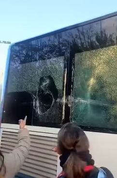 Μυτιλήνη: Τροχαίο ατύχημα λεωφορείου που μετέφερε μαθητές – Είναι όλοι καλά, ερωτήματα από τους γονείς