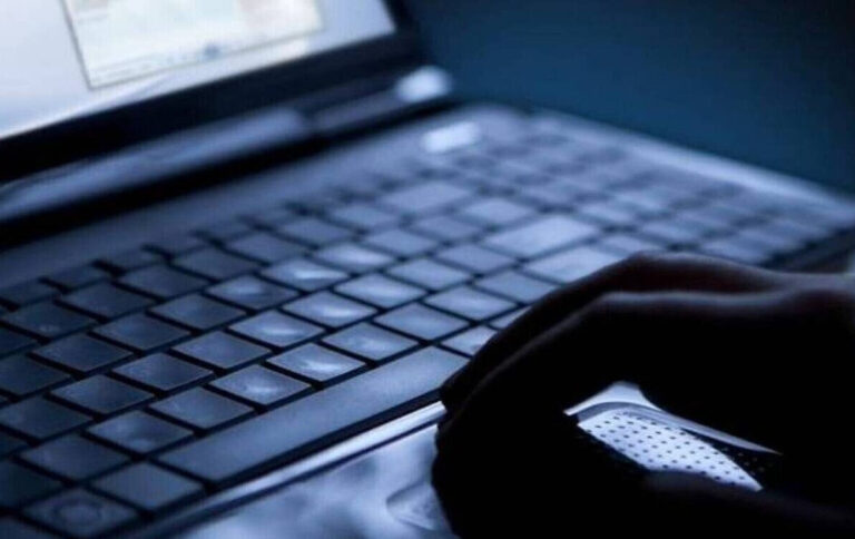 Συνελήφθη ένας άνδρας για πορνογραφία ανηλίκων