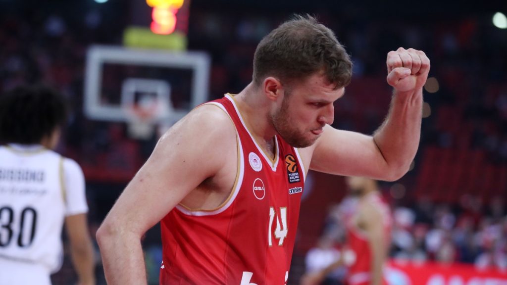 Euroleague: Ο Ολυμπιακός ξέσπασε στο τέλος και νίκησε 94-92 τη Βιλερμπάν