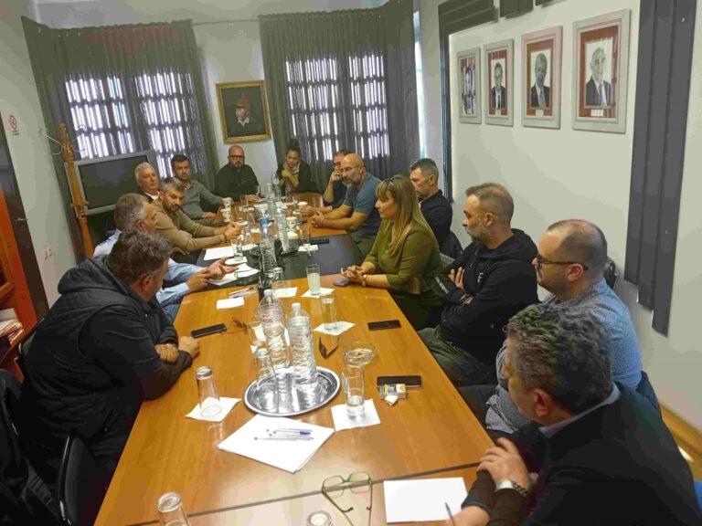 Συνεργασία του Επιμελητηρίου Αρκαδίας με τους Εμπορικούς Συλλόγους