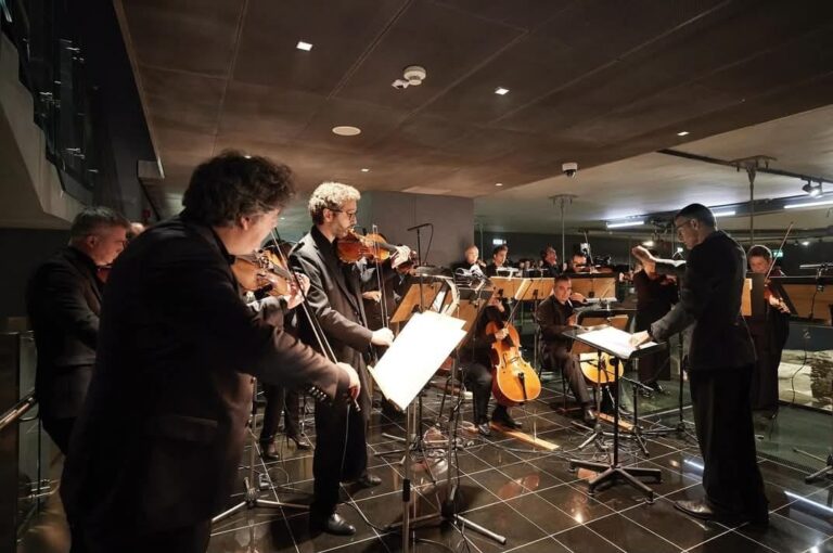 Η Κρατική Ορχήστρα Θεσσαλονίκης στα αποκαλυπτήρια του σταθμού Βενιζέλου στο Μετρό