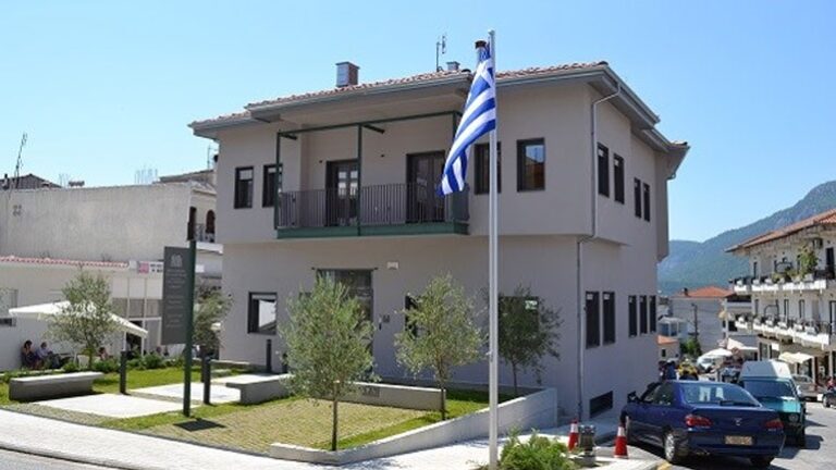 Στη βιβλιοθήκη Καλαμπάκας η Μουσειοσκευή του Μουσείου Αφής – Βιωματική μάθηση για όσους έχουν προβλήματα όρασης