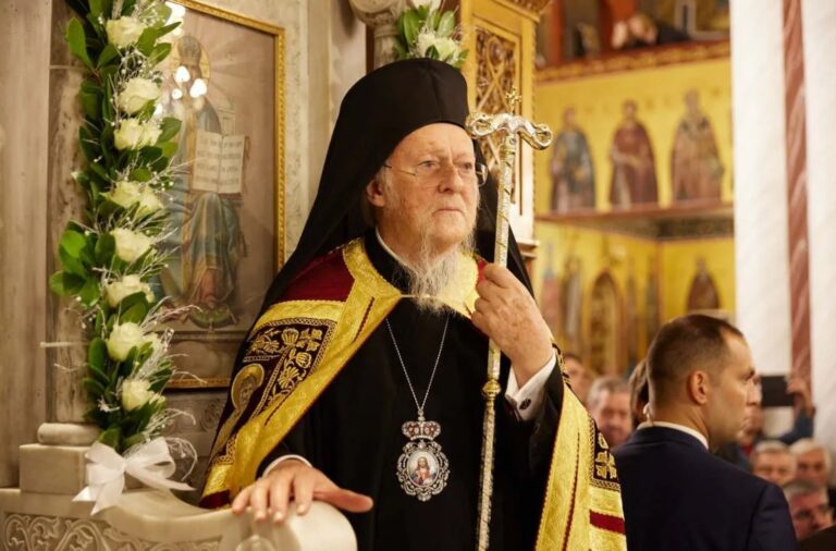 Ολοκληρώνεται σήμερα η επίσκεψη του Οικουμενικού Πατριάρχη Βαρθολομαίου – Από το αεροδρόμιο Καλαμάτας αναχωρεί  για την Κωνσταντινούπολη