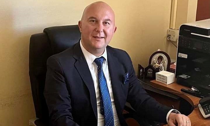 Ζάκυνθος: Απειλές κατά της ζωής του από συνδικαλιστές καταγγέλλει ότι δέχεται ο Δ/ντης της Α’ βαθμιας Εκπαίδευσης