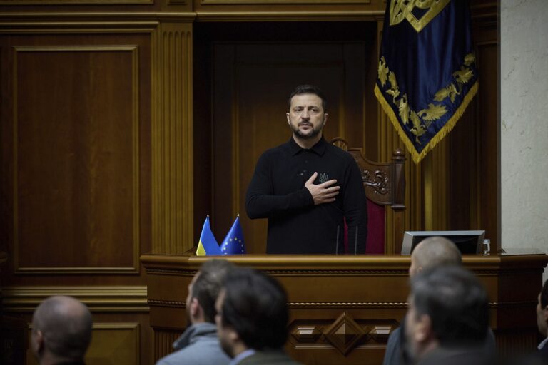 Ουκρανία: Το κοινοβούλιο ανέβαλε την  προγραμματισμένη για σήμερα συνεδρίασή του για λόγους ασφαλείας