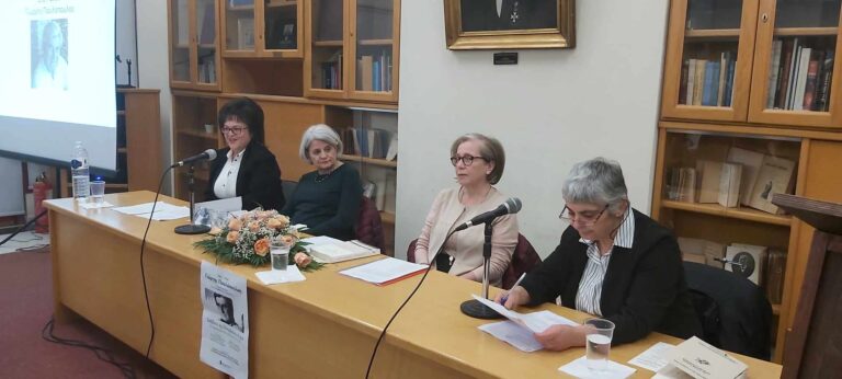 <strong>Συγκινητική εκδήλωση στον Πύργο για τον ποιητή Γιώργη Παυλόπουλο</strong>