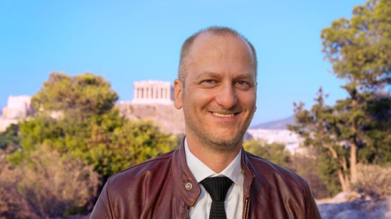 Βόλος: Ο Θ. Τάσης μιλά για την τεχνητή νοημοσύνη και την ανθρώπινη αναβάθμιση