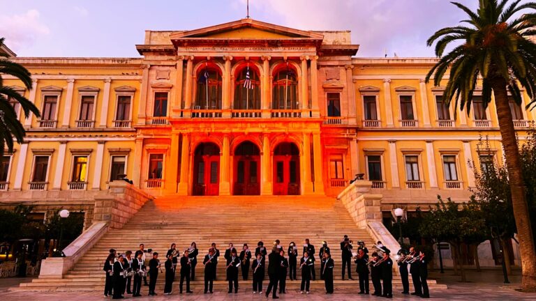 Σύρος: Διήμερο εκδηλώσεων για την Παγκόσμια Ημέρα για την Εξάλειψη της Βίας κατά των Γυναικών
