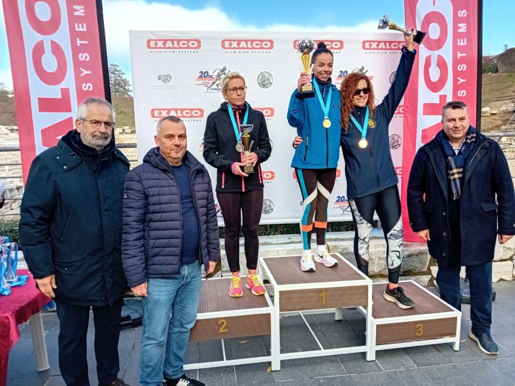 Με συμμετοχές από την Ελλάδα και το εξωτερικό διεξήχθη ο 20ος Ημιμαραθώνιος Τυρνάβου- Λάρισας