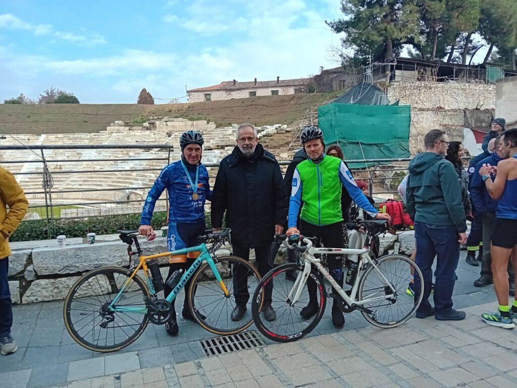 Με συμμετοχές από την Ελλάδα και το εξωτερικό διεξήχθη ο 20ος Ημιμαραθώνιος Τυρνάβου- Λάρισας