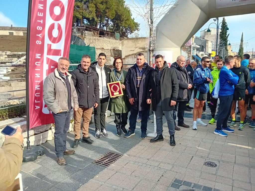 Με συμμετοχές από την Ελλάδα και το εξωτερικό διεξήχθη ο 20ος Ημιμαραθώνιος Τυρνάβου- Λάρισας