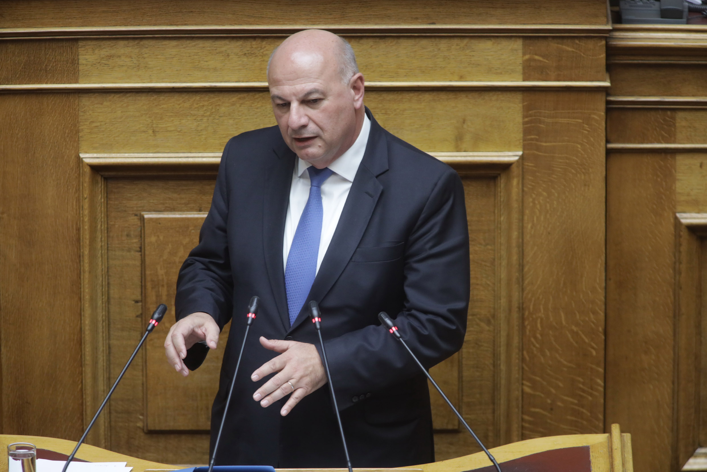 Στο Ηράκλειο ο υπ. Αγροτικής Ανάπτυξης Κ. Τσιάρας – Συναντήθηκε με αλιείς