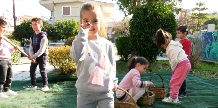 Μαθητές παρασκευάζουν την δική τους κηραλοιφή και δικό τους λάδι