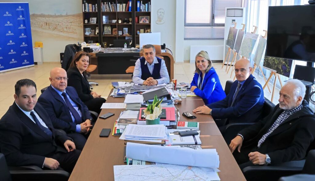 Στον περιφερειάρχη Θεσσαλίας η υπουργός Παιδείας της Κύπρου Αθ. Μιχαηλίδου