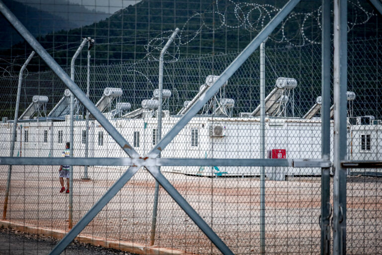 Μαλακάσα: Προφυλακίστηκαν οι έξι Αιγύπτιοι για το περιστατικό βασανισμού και σεξουαλικής κακοποίησης του 16χρονου