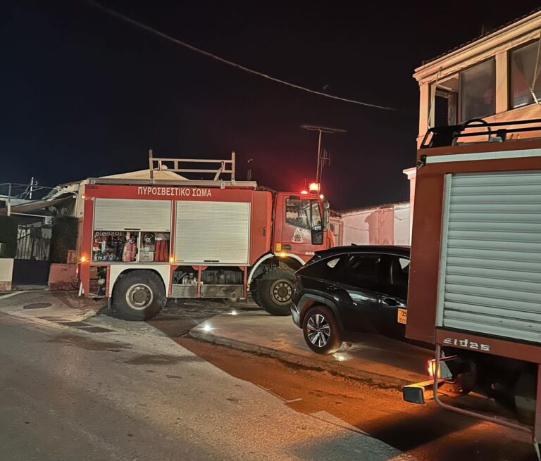 Κέρκυρα: Πυρκαγιά σε καμινάδα σπιτιού κινητοποίησε την Πυροσβεστική