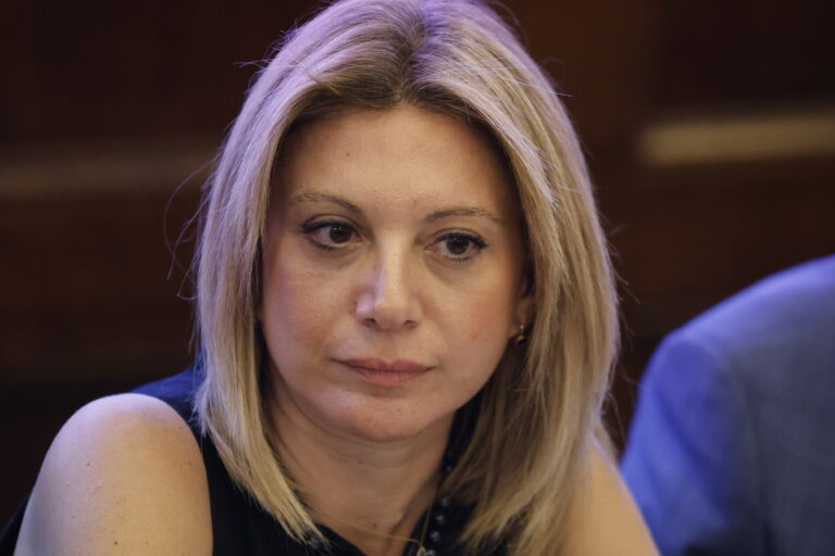 Η Μαρία Καρυστιανού στη Σύρο για τη Γιορτή της Μητέρας