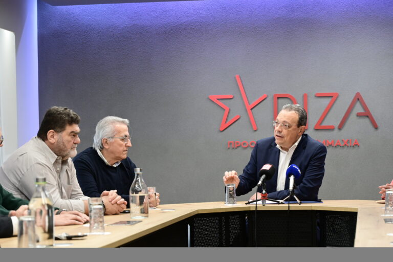 ΣYΡΙΖΑ: Συνεδριάζει για να καλύψει τις θέσεις ευθύνης – Επίθεση στην κυβέρνηση για τα εργασιακά