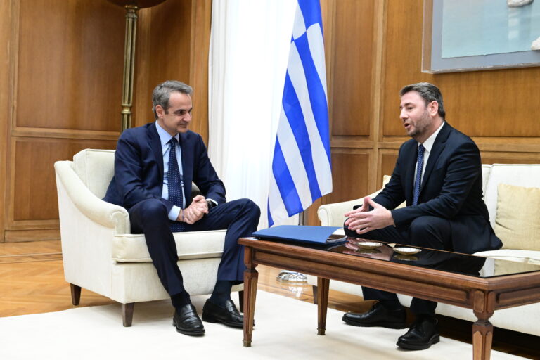 Συνάντηση Μητσοτάκη – Ανδρουλάκη: Πρόθεση για ανοιχτό δίαυλο επικοινωνίας