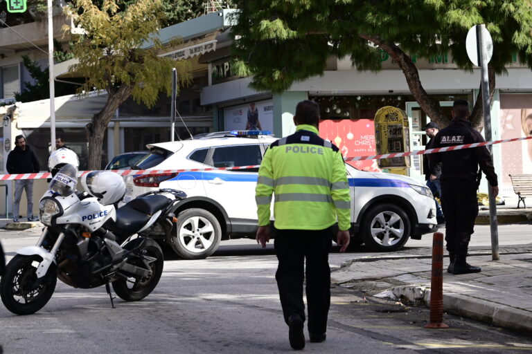 Γλυφάδα: Βίντεο ντοκουμέντο από τη στιγμή των πυροβολισμών – Ξεκαθάρισμα λογαριασμών εξετάζουν οι αρχές