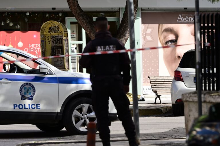 Προφυλακίστηκαν οι δυο Τούρκοι για το διπλό φονικό στη Γλυφάδα