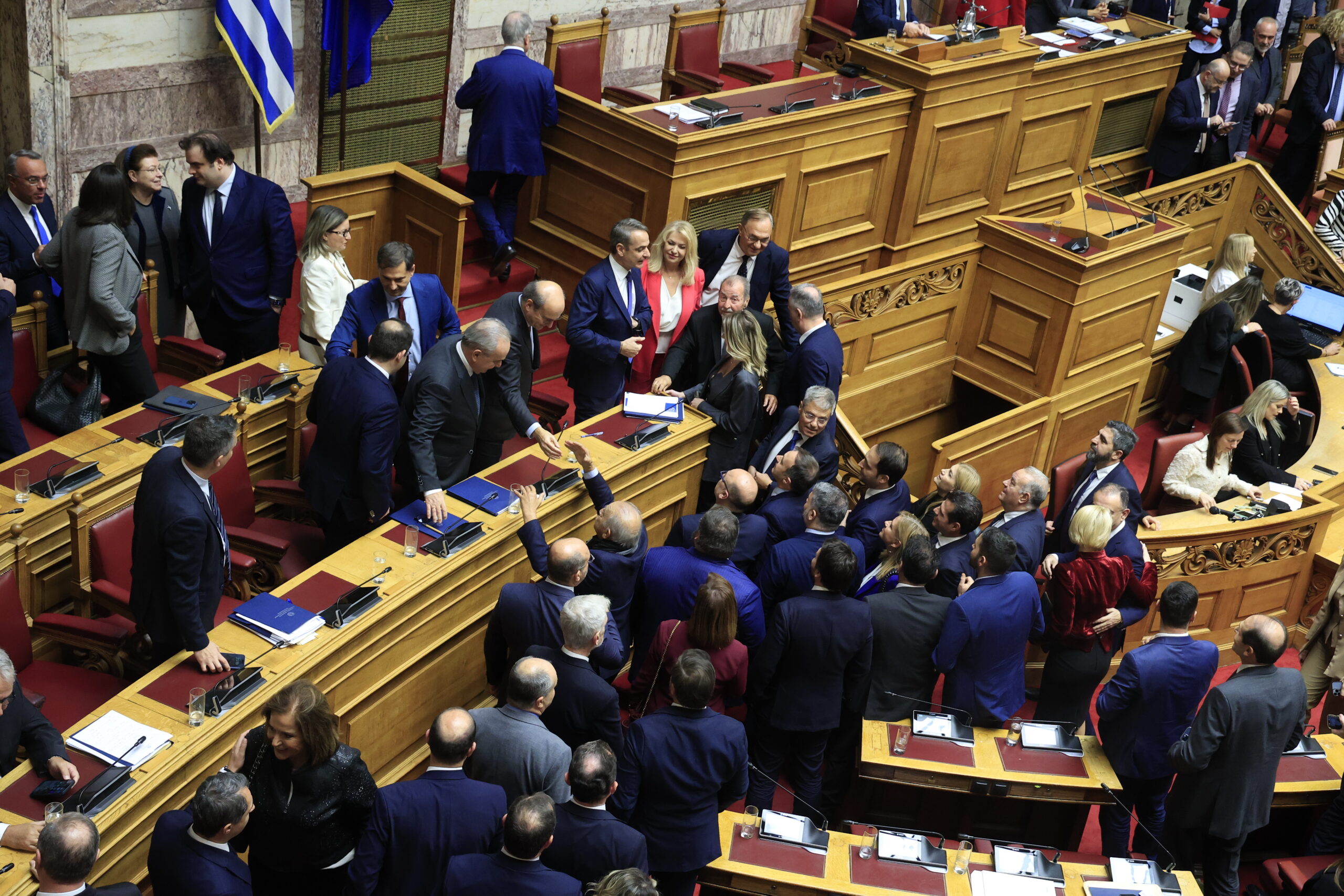 Βουλή – Επανακαταμέτρηση: Με 159 «ναι» έναντι 139 «όχι» κυρώθηκε ο κρατικός προϋπολογισμός 2025