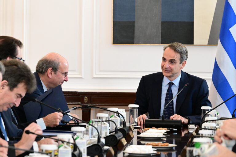 Κ. Μητσοτάκης από υπουργικό συμβούλιο: «Δεν έχουμε την πολυτέλεια του εφησυχασμού» – Οι κυβερνητικές προτεραιότητες για το 2025