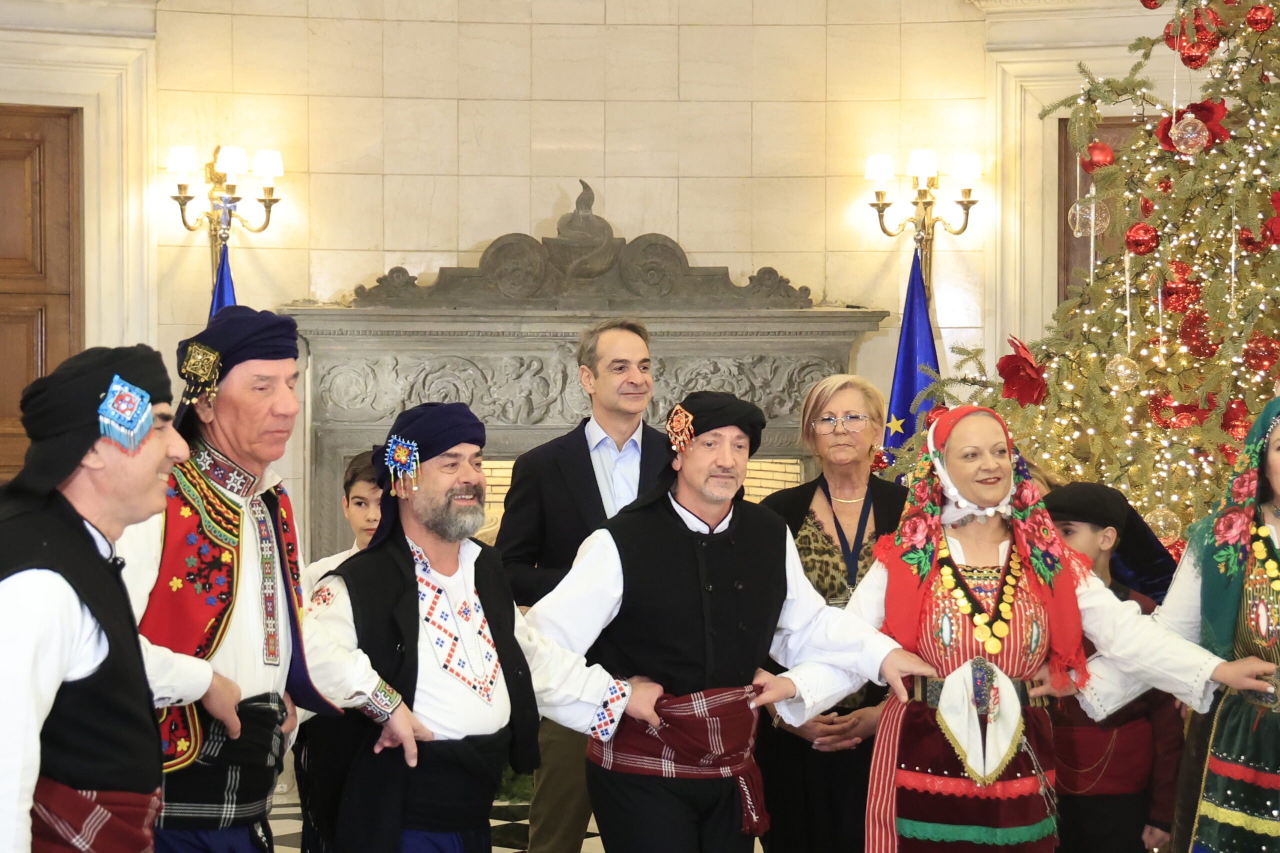 Τα Πρωτοχρονιάτικα κάλαντα άκουσε η πολιτειακή και πολιτική ηγεσία – Δείτε βίντεο
