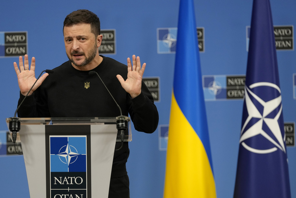 Η Ουκρανία αναμένεται να πιέσει για ένταξη στο ΝΑΤΟ κατά τη Σύνοδο των ΥΠΕΞ